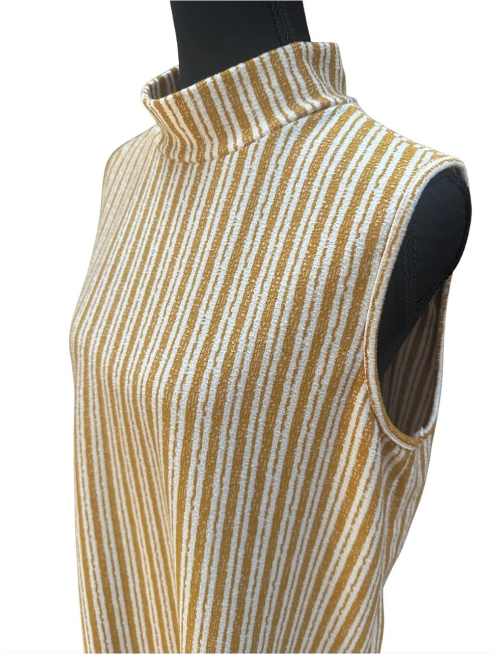 Cable & Gauge Sleeveless Mock Neck Striped Tank in Mustard and White Size L EUC